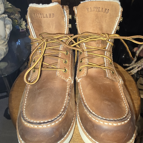 Eastland Other - Eastland Womans Tan Leather Boots